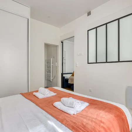 New And Quiet 1 Bdr Flat In The Heart Of 12 Apartment