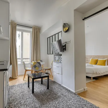New And Quiet 1 Bdr Flat In The Heart Of 12 Paris