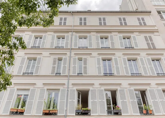 New And Quiet 1 Bdr Flat In The Heart Of 12 아파트 *