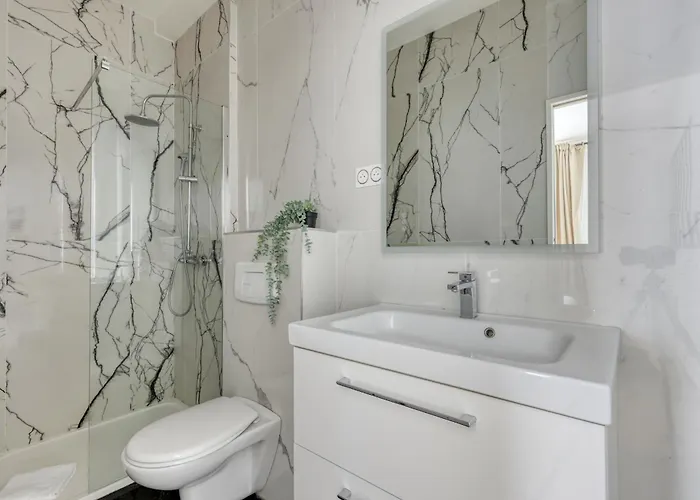 아파트 New And Quiet 1 Bdr Flat In The Heart Of 12